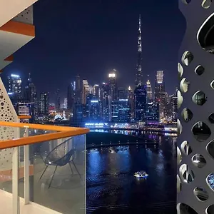 Cobalt With Burj Khalifa View- Suiteable شقة دبي
